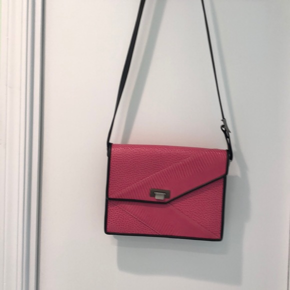 Handbags - Pink hand crafted purse